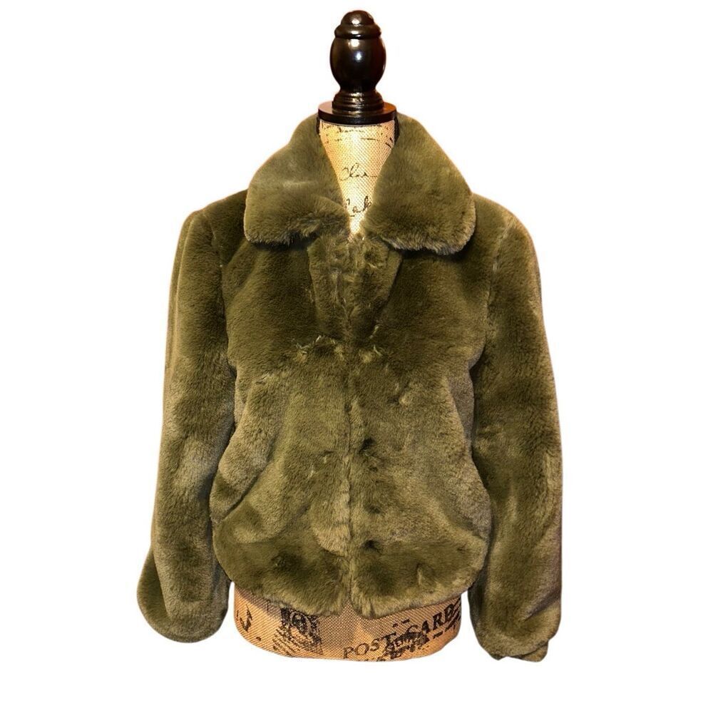 NWT Lucy Paris Esmeralda Faux Fur Jacket Olive M - Picture 3 of 5